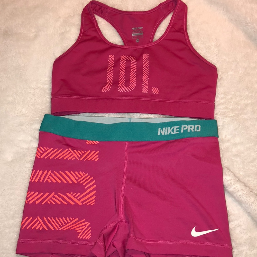 Nike Pro set